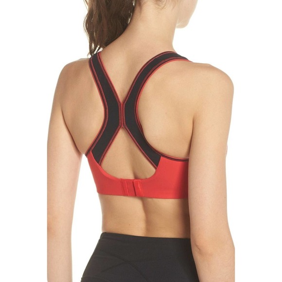 Light Impact Sports Bra Size 32C Women's Le Mystere Wire free US Black/Red New - Picture 8 of 9